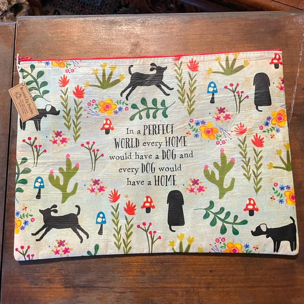 Natural life mushroom and dogs bag